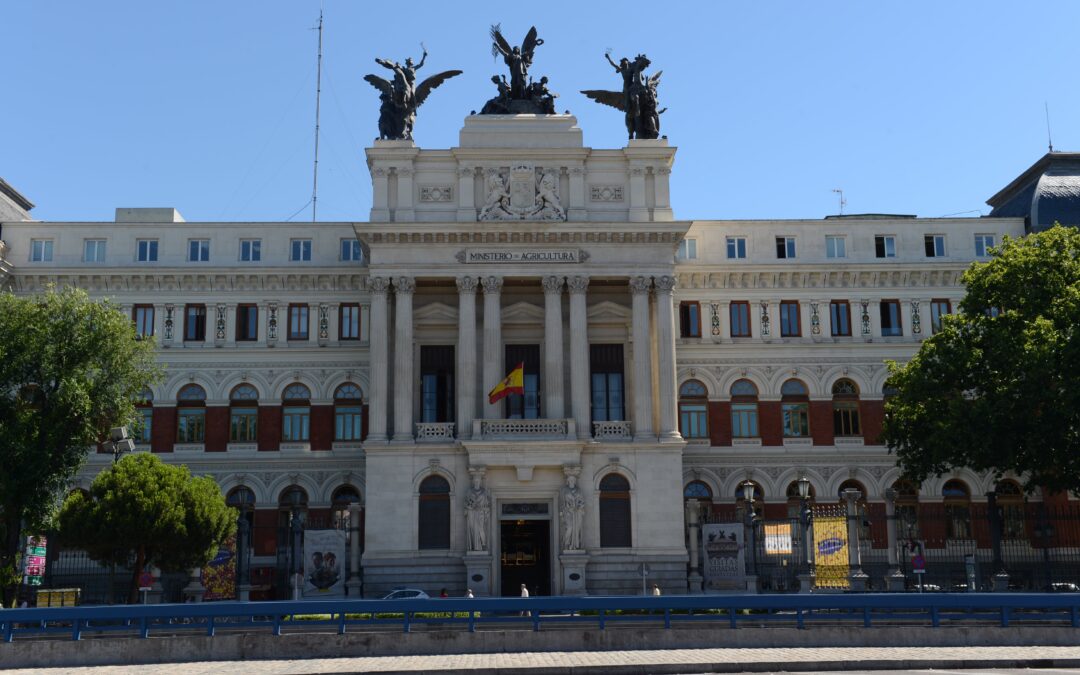 El Gobierno rebaja a los agricultores un 20% los módulos del IRPF entre otras medidas